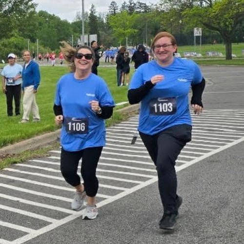Ann Arbor team running the T2T 5K